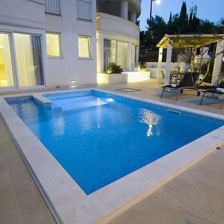 Luxury Apartment Split Exterior photo